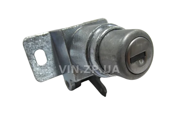 Замок багажника Славута 1103, Дана 1105, замок в сборе + 1 ключ ПРИЗМА 2