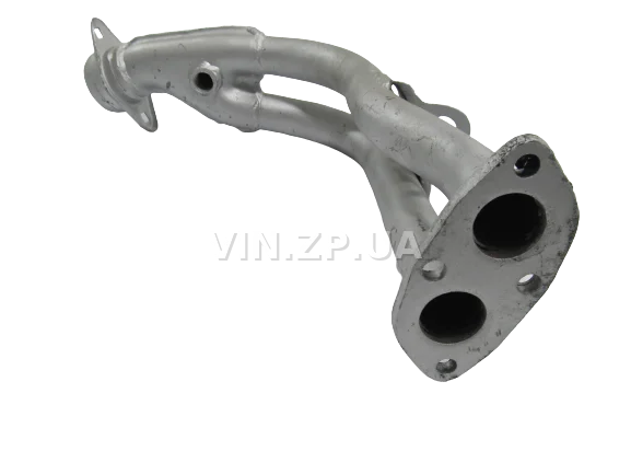 Труба приемная Таврия 1102, 1103, 1105 ВСК с отверстием под датчик, литое полушарие на стыке 3