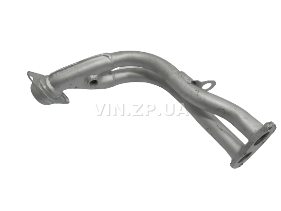 Труба приемная Таврия 1102, 1103, 1105 ВСК с отверстием под датчик, литое полушарие на стыке 1