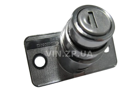 Замок багажника ВАЗ 2104, с личинками, замок 1шт + личинка 2шт + ключ 2шт АРК 2