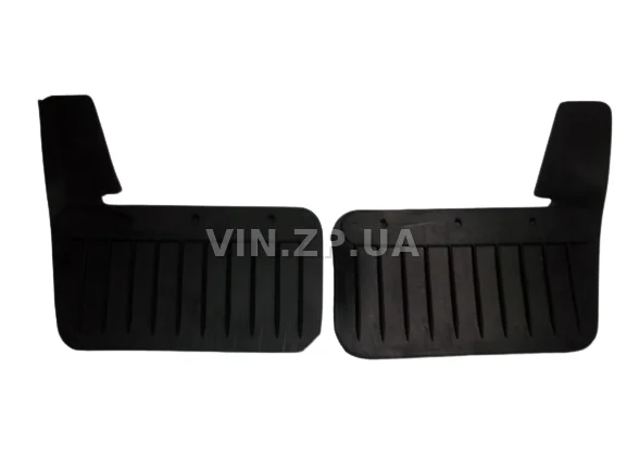 Брызговики ВАЗ 2101, 2102, 2103, 2104, 2105, 2106, 2107 АРК передние, к-кт 2шт, резиновые