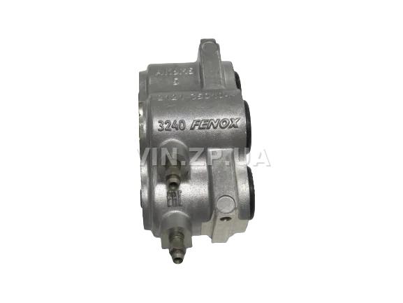 Цилиндр суппорт тормозмной ФЕНОКС
 ВАЗ 2121, 2120, 21213, 21214, 2123, 2131, передний правый 3