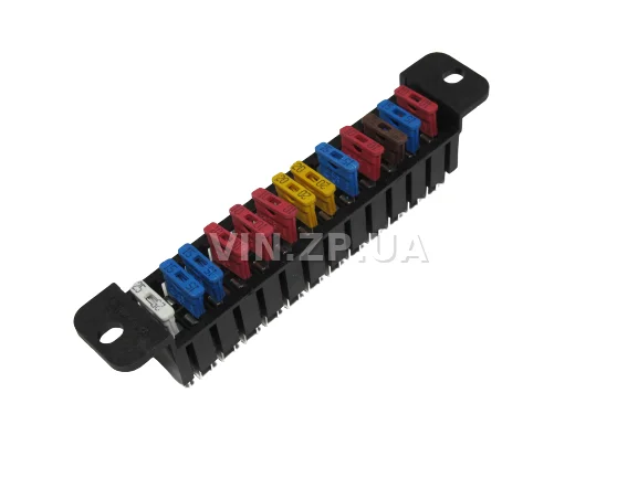 Блок предохранителей ВАЗ 2103, 2106, ГАЗ 3302-2705, 31105, 3110 STANDARD нов.обр.41.3722, 13 предохр. 1