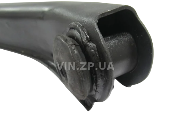 Рычаг Таврия 1102, 1103, 1105, правый, в сборе с сайлентблоком АВТОЗАЗДЕТАЛЬ 3