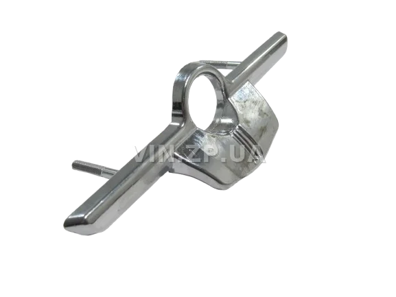 Ручка багажника ВАЗ 2102, 2121, задней ляды, хромированная, ''ласточка'' АРК 2