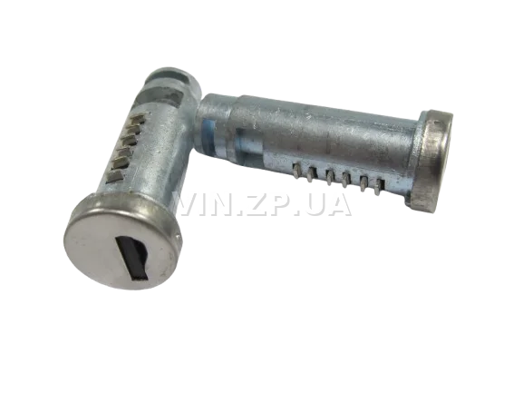 Замок багажника ВАЗ 2103, 2106, с личинками, замок 1шт + личинка 2шт + ключ 2шт АРК 4