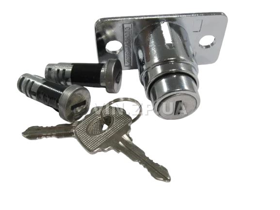 Замок багажника ВАЗ 21099, с личинками, замок 1шт + личинка 2шт + ключ 2шт АРК