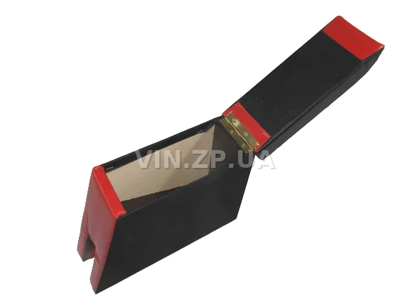 Подлокотник органайзер VRN ВАЗ 2101, 2102, 2103, 2106, черно-красный с вышивкой "Lada Classic" 3