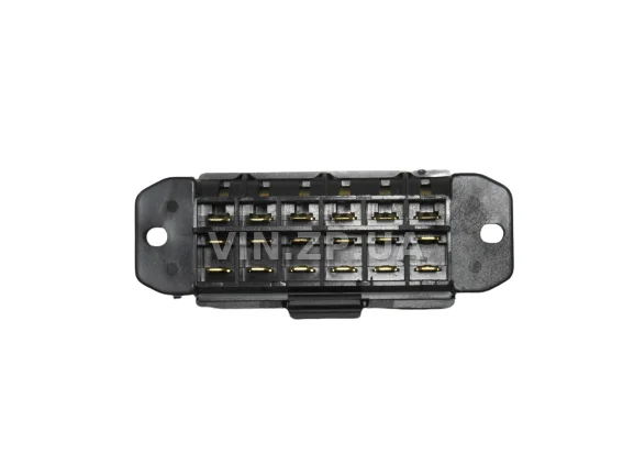 Блок предохранителей ВАЗ 2101, 2102, 2103, 2106 STANDARD малый, старого образца, 6 предохр. 4