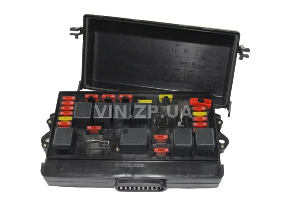 Блок предохранителей ВАЗ 2108, 2109, 21099 STANDARD старого образца 173.3722, евро, с реле в зборе 5