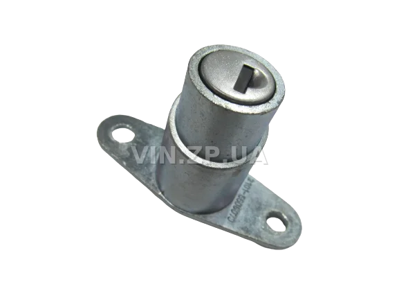 Замок багажника ВАЗ 2101, 21011, с личинками, замок 1шт + личинка 2шт + ключ 2шт VORTEX 4