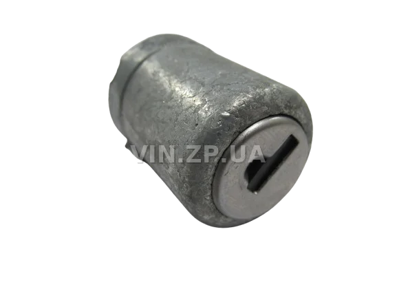 Личинки замков Таврия 1102, 1103, 1105, к-кт-3 личинки + 2 ключа ПРИЗМА 3