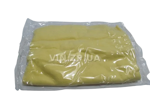 Салфетка автомобильная замшевая влагопоглощающая, 66х43 см, в футляре KANEBO 2