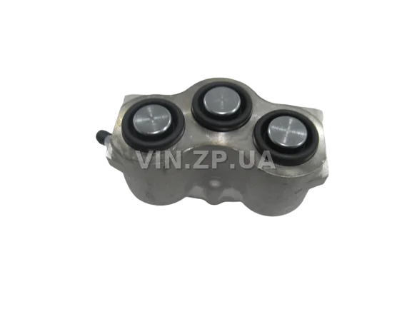 Цилиндр суппорт тормозмной LSA ВАЗ 2121, 2120, 21213, 2123, 2131, передний правый