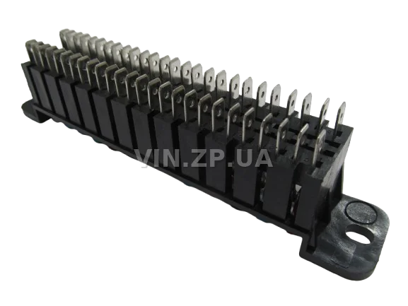 Блок предохранителей ВАЗ 2103, 2106, ГАЗ 3302-2705, 31105, 3110 FLAGMUS нов.обр.41.3722, 13 предохр. 2