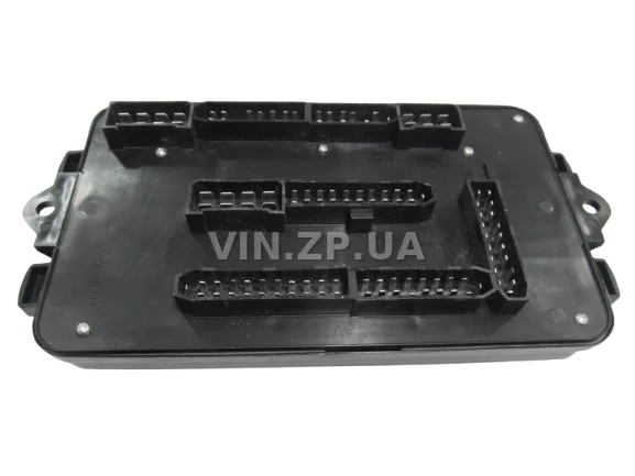 Блок предохранителей ВАЗ 2108-21099, 2113-2115 FLAGMUS нового образца 367.3722, евро, с реле в зборе 3