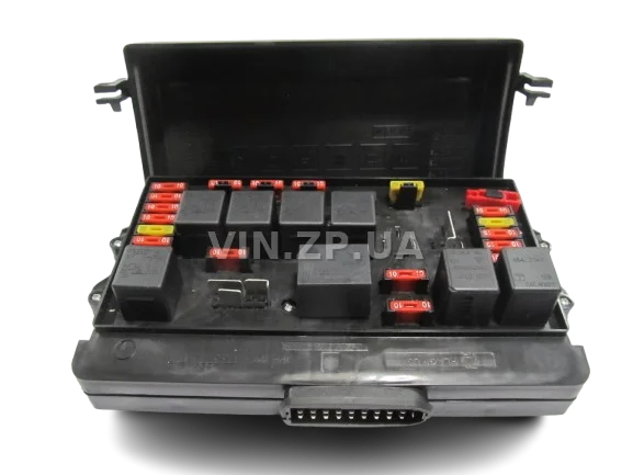 Блок предохранителей ВАЗ 2108, 2109, 21099 FLAGMUS старого образца 173.3722, евро, с реле в зборе