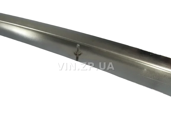 Накладка бампера ВАЗ 2104, 2105, 2107 переднего, толщина 1.2мм , хром металл " сабля" OM 5