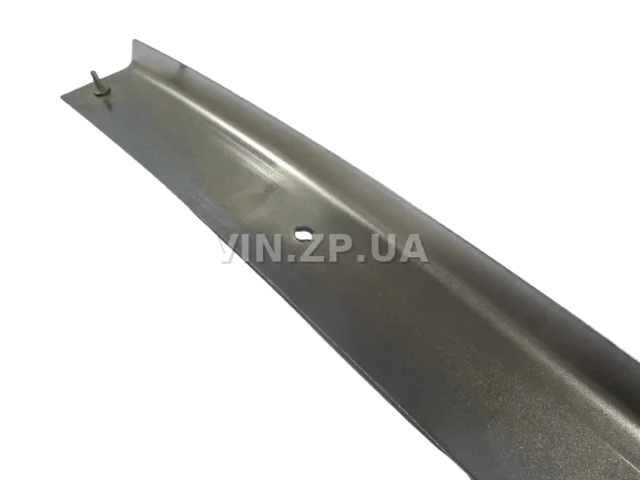 Накладка бампера ВАЗ 2104, 2105, 2107 переднего, толщина 1.5мм , хром металл " сабля" OM 3