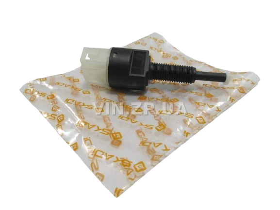 Датчик выключатель педали сцепления ВАЗ 21214 SKADI 4