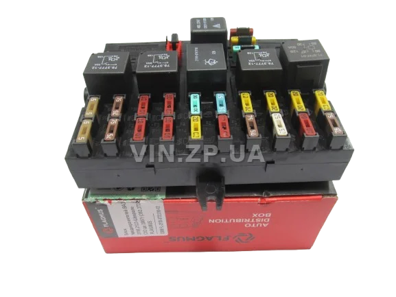 Блок предохранителей ВАЗ 2110, 2111, 2112, 2123 FLAGMUS старого образца (392.3722) до 2007 г. 4